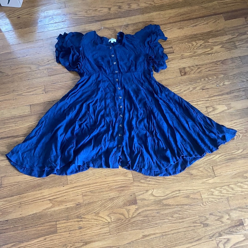 Umgee Navy blue dress with ruffled sleeves